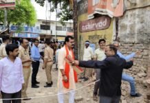 प्राचीन बड़े हनुमान मंदिर के मुख्य द्वार का होगा भव्य निर्माण विवाद समाप्त, सहमति से बनेगा प्रवेश द्वार – भक्तों में उमंग