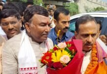 बांगरमऊ पहुंचे पूर्व उपमुख्यमंत्री डॉ. दिनेश शर्मा, प्रबुद्ध सम्मेलन में हुए शामिल