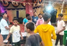 शारदीय नवरात्र के आठवें दिवस पर भंडारे का प्रसाद लेने जुटे भक्त, प्रसाद पाकर भक्तों ने लगाए जयकारे*