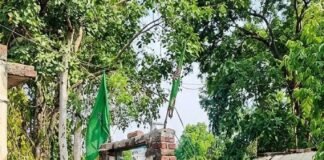 इसुनिया के खेल मैदान में निर्माण को लेकर बवाल, पथराव और डंडेबाजी, कई घायल