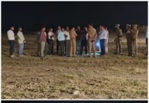 सीएम दौरे की आहट से तेज हुई प्रशासनिक तैयारियां, डीएम-एसपी ने हेलीपैड स्थल का किया निरीक्षण