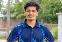 बैसवारा बंथर के ऋतिक ने OPL में बनाई जगह, गांव से क्रिकेट के बड़े मंच तक पहुंचा युवा खिलाड़ी